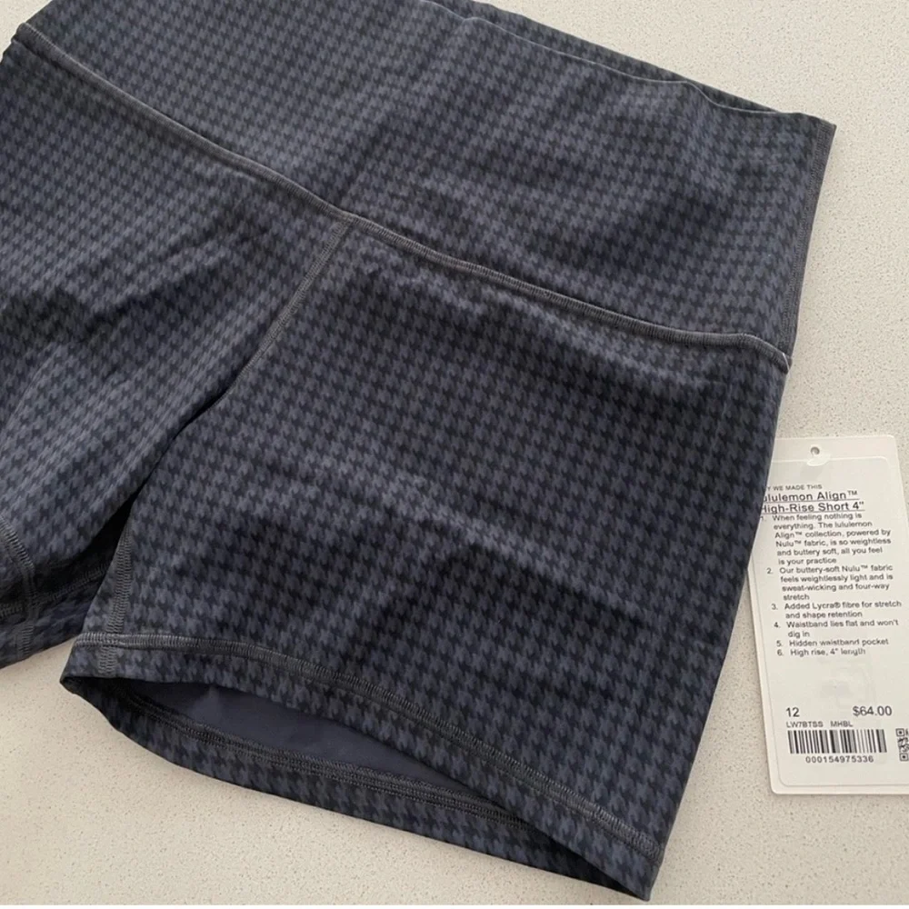 SOLD Lululemon 4" align micro houndstooth blue shorts - Picture 4 of 5